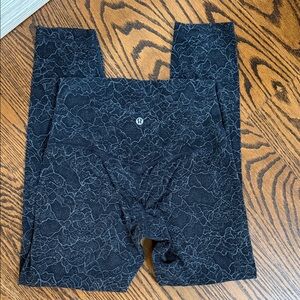 lululemon athletica Black Patterned Leggings sz 4